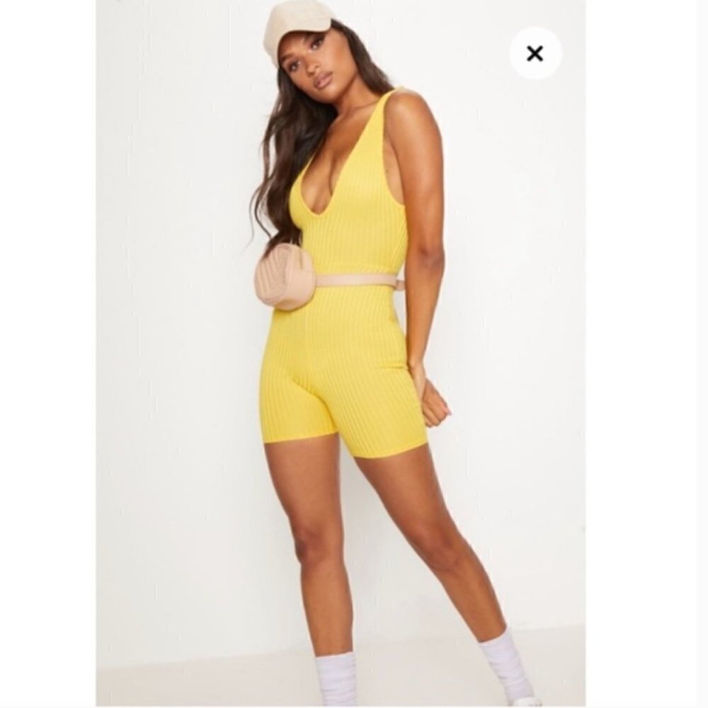 PrettyLittleThing Women's Size 8 Ribbed Tank Top Unitard‎ Yellow V-Neck V-Back